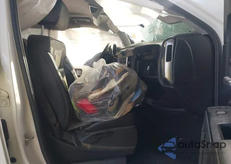 2018 Chevrolet Silverado 1500 2Lt z USA, uszkodzony, nr VIN 3GCUKREC5JG591734